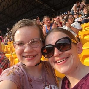 Meet your Posher, Kristin